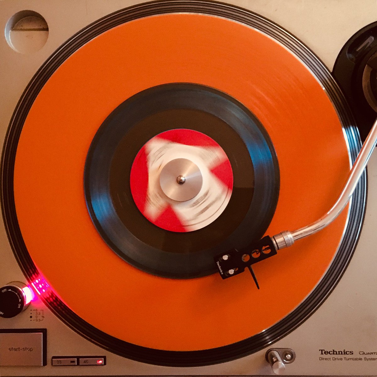 ScotStratGuy's tweet image. Rise Up! #nowplaying #onmyturntable #funk45