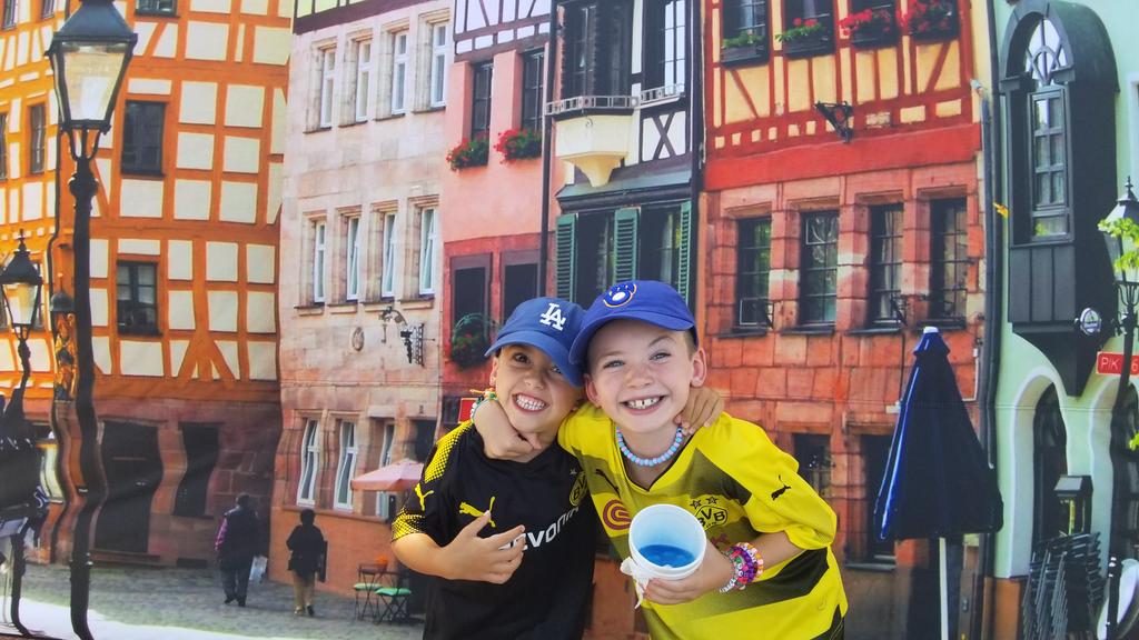 Our July tradition...Great day <a href="/MilwGermanFest/">German Fest MKE</a> 
#getYourDeutschOn