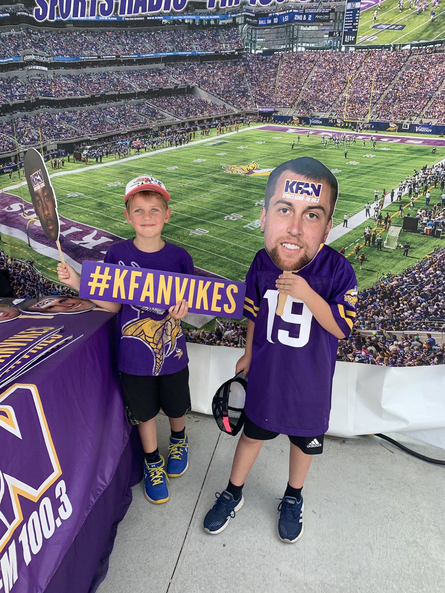 BuckeyeStacey's tweet photo. #kfanvikes https://t.co/FLXMtGIpiJ