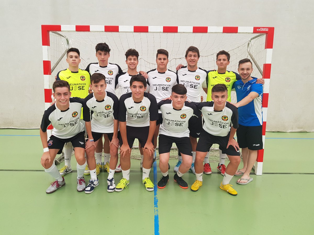 NeumaticosJose_'s tweet photo. Tras superar a nuestros 2 rivales en fase de grupos, mañana nuestro cadete jugara a la 13:05 su semifinal. https://t.co/1Oso945c1Q