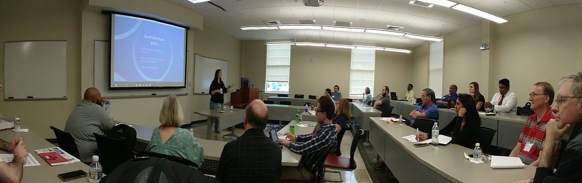 william_a_dba's tweet image. Last session at #SQLSatBham with @HRTact, a lot of career-minded IT pros getting their learn on