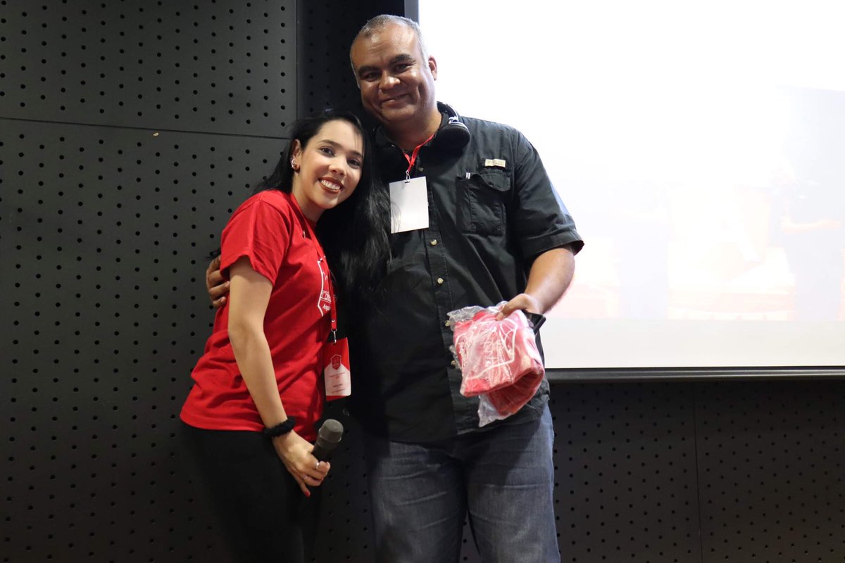 angulardaymed's tweet image. Bueno! Y quién dijo que en el ⁦⁦@angulardaymed⁩ no damos regalos!! Aquí tenemos a nuestros ganadores hasta el momento! Y esperen!! Habrán más...
#AngularDayMed