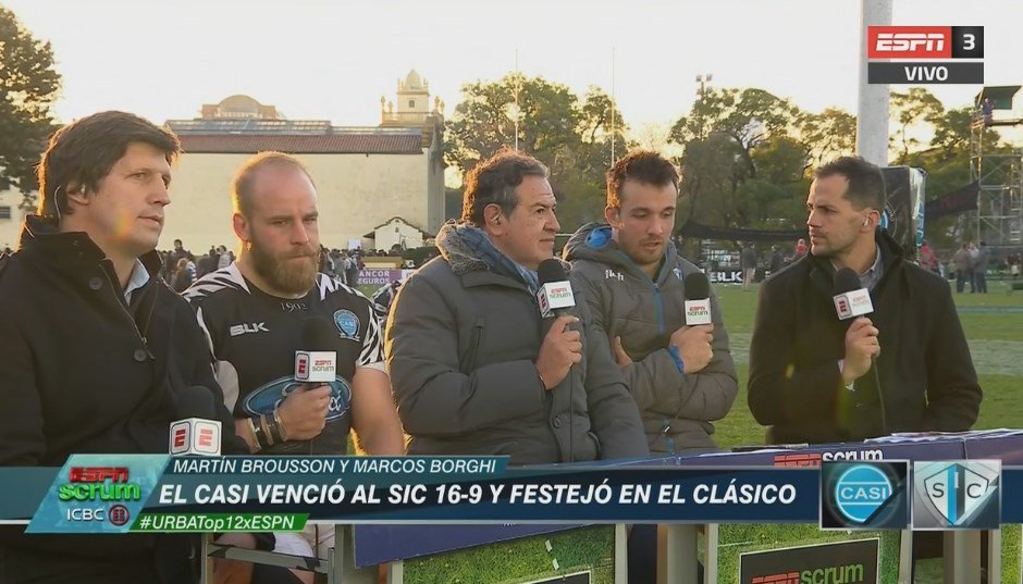 ScrumESPN's tweet photo. Los capitanes entregan su visión tras 80 minutos muy apretados. Martín #Brousson, del @CASI_OK y Marcos #Borghi, del @SanIsidroClub, en #Scrum URBA.

Seguilo por ESPN 3 y ESPN Play

#CLÁSICOxESPN https://t.co/jtFsYLzS0m