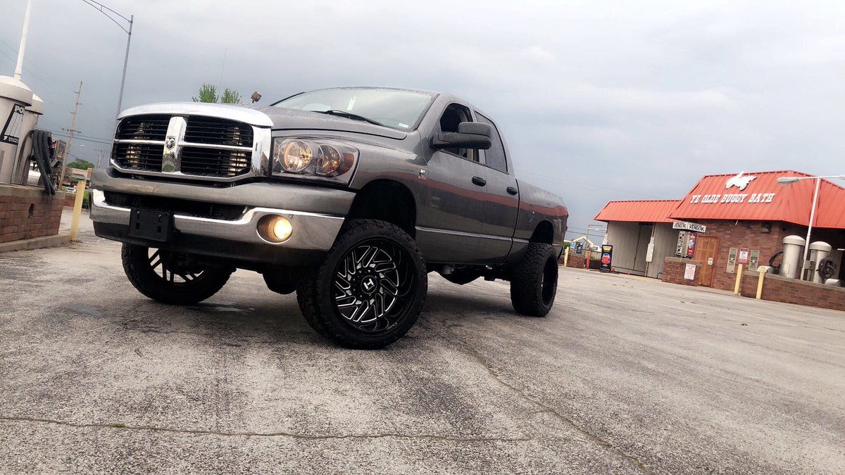 leafsydii72's tweet photo. Why does owning a built diesel have to be so hard on the wallet??? https://t.co/nxljfXS557