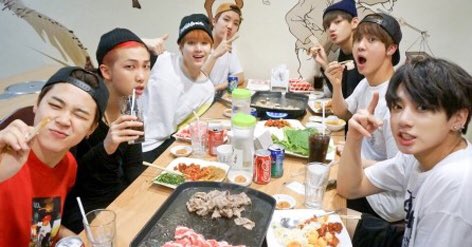 BTSEATINGFOOD's tweet photo. https://t.co/MctGhmM65J