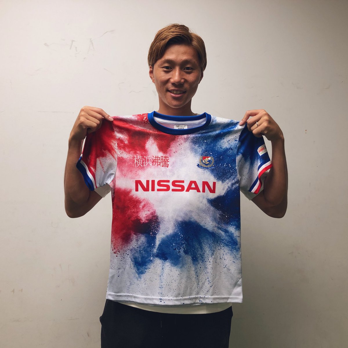 正規品直輸入】 横浜マリノス 横浜沸騰 ユニフォーム Tシャツ