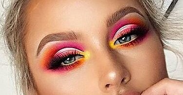 jc301's tweet photo. The tea on what's hot in makeup 4 Summer? Check my lblog 4the deets!  #makeupbymarlablog 
https://t.co/wbHk3GYvbV https://t.co/UlVXz6zZ5z