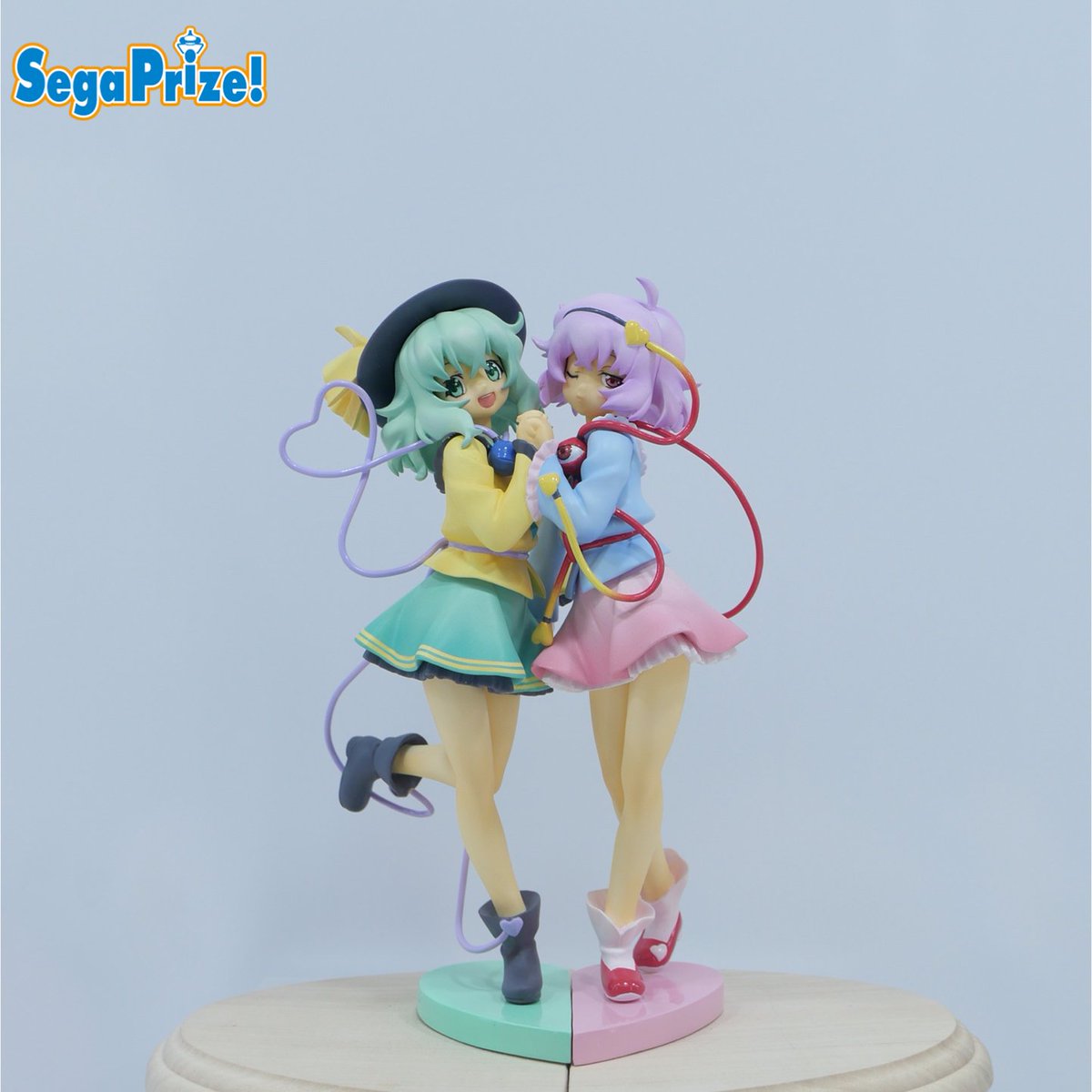 イベント】「東方Project」からは台座を連結して並べることができる