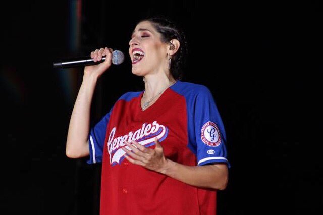 ha_ash_fans_'s tweet photo. Y lo mas hermoso de mi existencia es que tu estas en ella... #Photography #Concert #HaAsh #Ash #FENADU2019 #Gira100AñosContigo #FeriaDurango #Canon #CanonPhoto #Music #Tour #Show #Concierto #HaAshEnDurango  @haashoficial ♥️ 📸 @jessherreraa https://t.co/Otq7jLnKnr