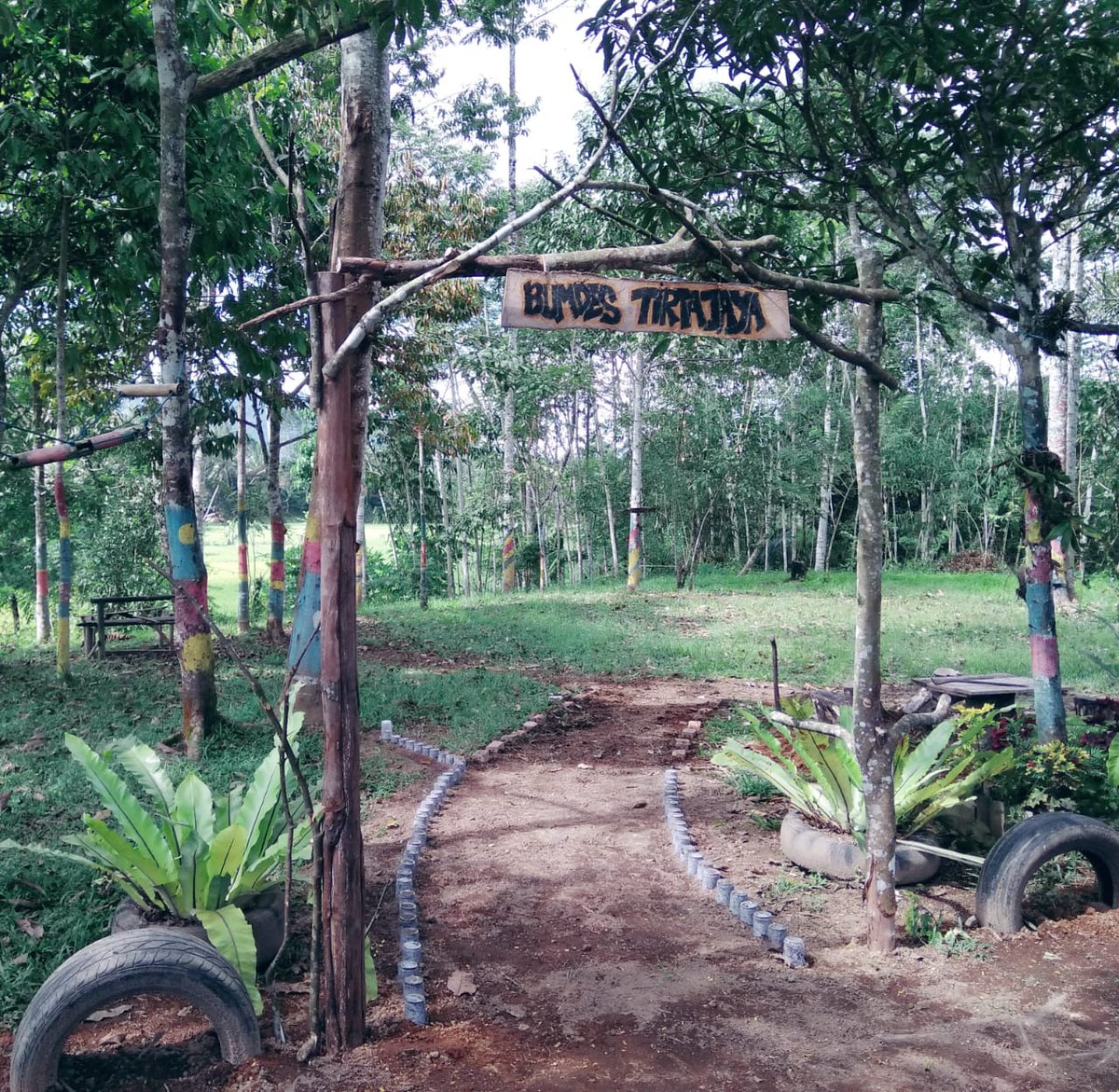 Ayooo kta berwisata kedesa rafting yg dikelola oleh bumdes tirta jaya pekon Sukajaya kec. Sumberjaya kab.Lampung Barat, dijamin dpt menguji adrenalin anda
 #BangunDesaWisata #Kemendes2019
@Jokowi
<a href="/EkoSandjojo/">Eko P. Sandjojo</a>
<a href="/anwsanusi/">Anwar Sanusi</a>
<a href="/taufikmadjid71/">IG : taufik.madjid</a>
@fachrilabalado
<a href="/inovasi_desa/">Inovasi Desa</a>
#TPPILampung