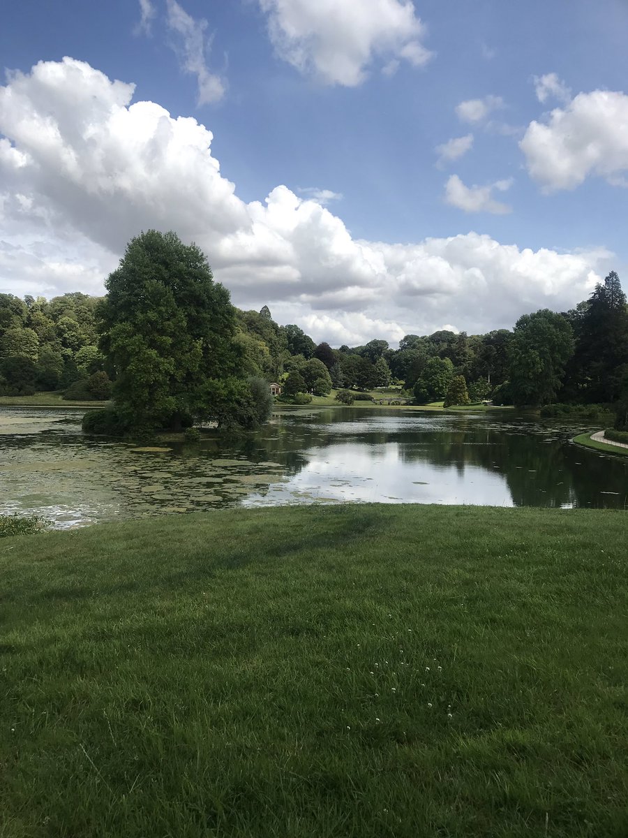 ZoeKookie96's tweet photo. #photosforvante went to my favourite place, Stourhead and took these today 💜💜💜 The statue is Dionysus 🍷@BTS_twt https://t.co/DEeAlMdLhl