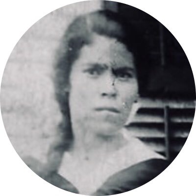 txmexchick's tweet photo. This is my paternal abuela (Grandma), Sara Perez de Gonzales. She came from Saltillo, Mexico, to Texas w/ her family @ 1915. She & my abuelo raised 7 successful kids with few resources, but a lot of love & faith. And she NEVER spoke English. #BeautifulStrength https://t.co/ysnVqCBmGA