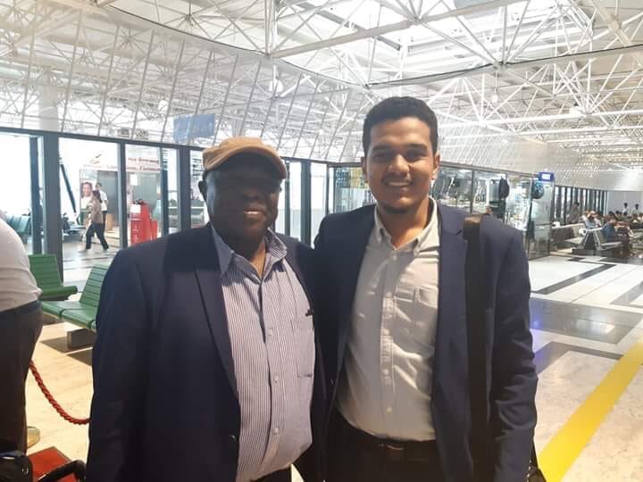 الشعبية برئاسة (الحلو): لن ندخل مفاوضات سلام قبل تشكيل السلطة الإنتقالية

جوبا: أتيم سايمون

قالت الحركة الشعبية لتحرير السودان- شمال ، برئاسة عبد العزيز آدم الحلو نها لن تدخل في مفاوضات السلام الا بعد تشكيل السلطة الإنتقالية.