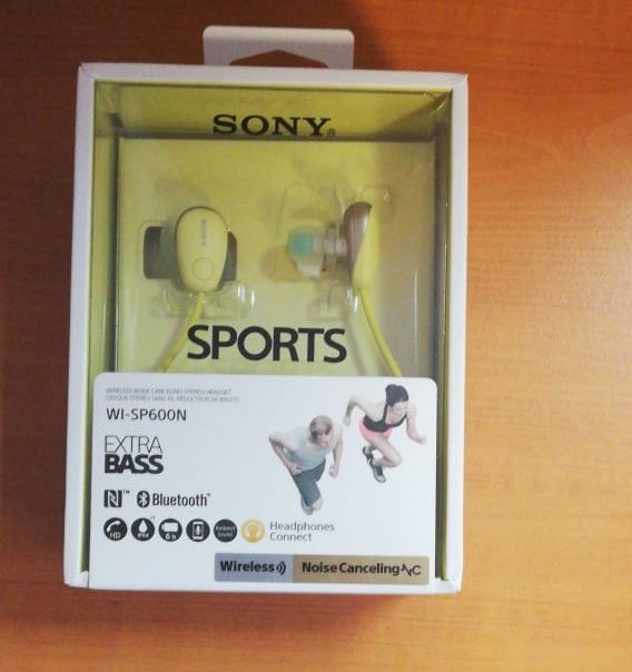 21KCDMX's tweet photo. ¡Ya eres un ganador! Corre sin distracciones con los audífonos #SP600N con tecnología de cancelación de ruido https://t.co/W4q96QxSM2 @sonylatin https://t.co/CJFTLFMDxL