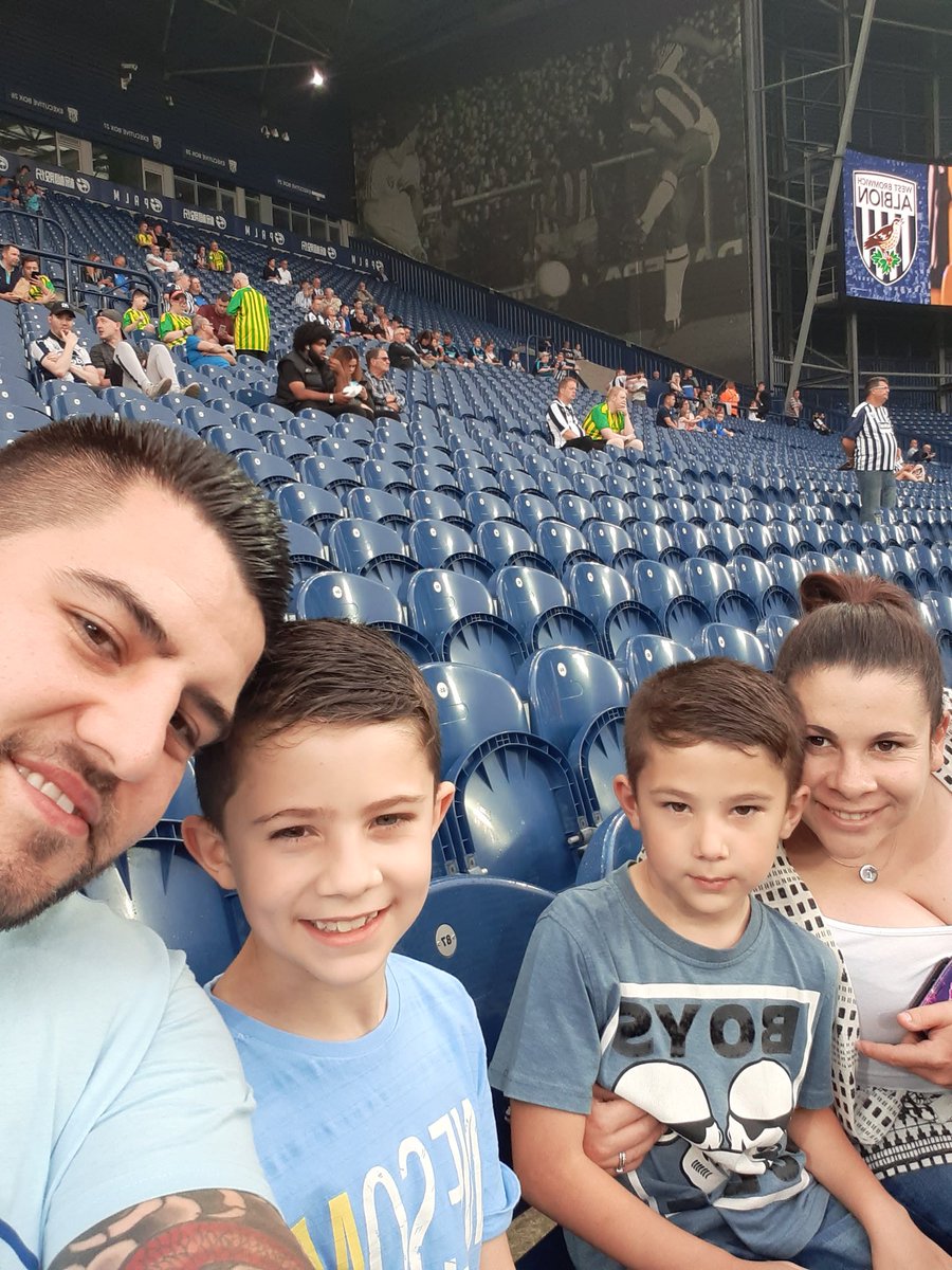 SteveMack2628's tweet photo. Great night last night down @WBA team looks great let's start season with a win... https://t.co/TjvcZfewsD