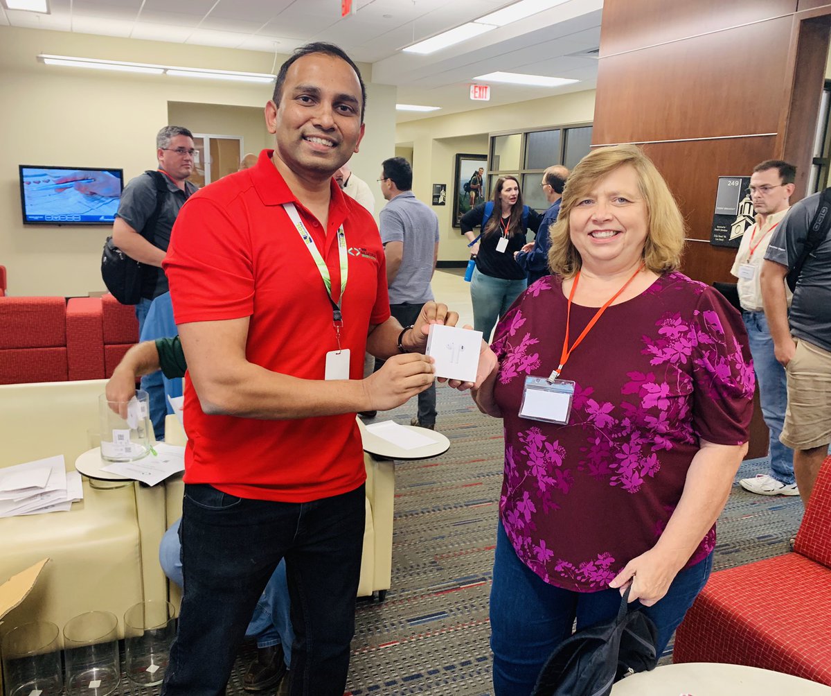 samirbehara's tweet image. That’s a wrap. Thanks to all the attendees, volunteers and speakers for making #SQLSatBham 2019 a huge success. Congrats to the raffle prize winners. Cheers!