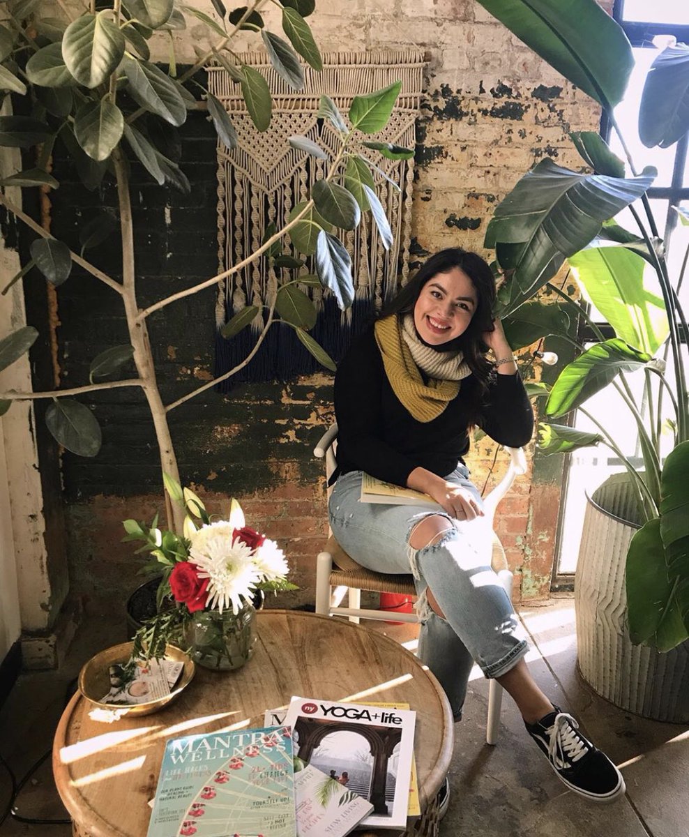 KDChiBetaDelta's tweet photo. Happy Birthday to our Charter sister, Mayra ✨ We hope you have an amazing day celebrating your special day ♥️ Many wishes to you sister 🥳 https://t.co/1tLjCE6zbL