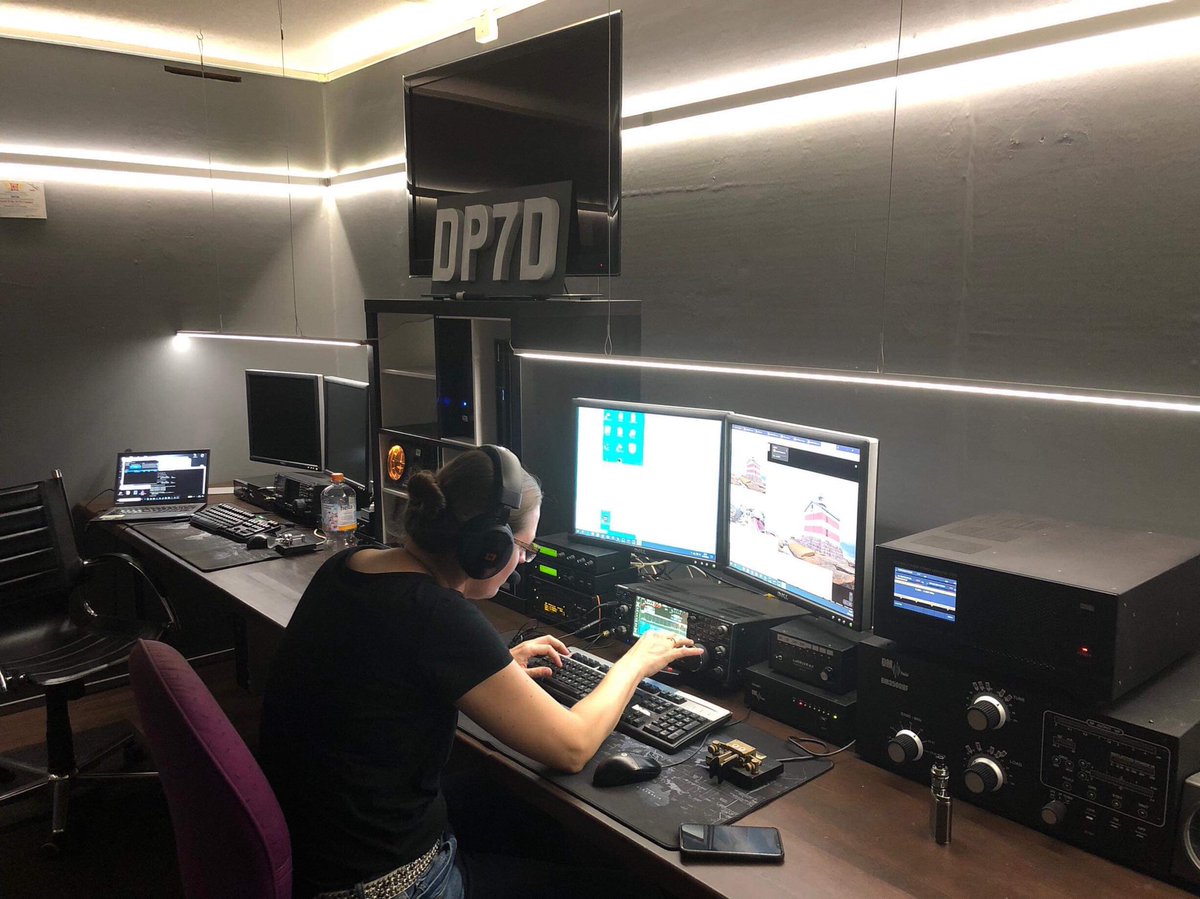DO4PA's tweet photo. #DP7D @cgsbev #SchöppingerBerg
80m #IARU contest. Giving out a few points. #hamr #HAMradio #AFu #Amateurfunk # https://t.co/aKDcFy5hhx
