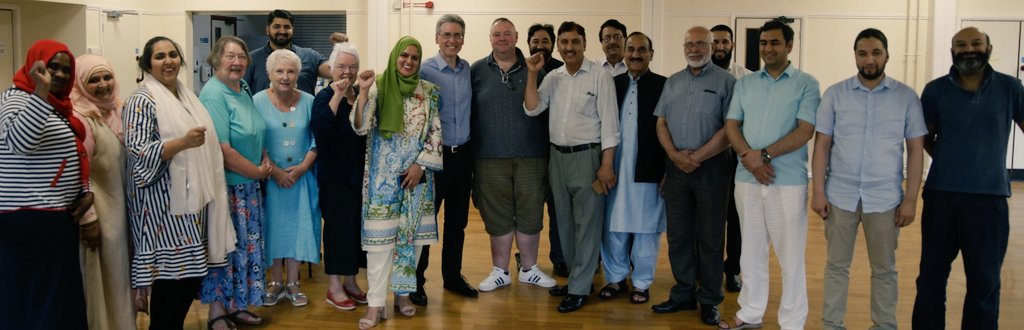 CllrObaida's tweet photo. Few more pics from the @SimonFoster4PCC meet and greet last night! 

#VoteLabour 
#VoteSimon 
#Simon4PCC https://t.co/UibObMYEpu