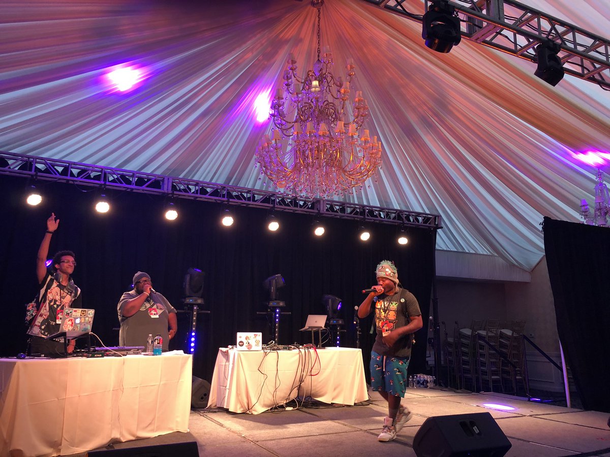 Back to <a href="/NJGAMERCON/">East Coast Gaming Expo ECGX</a> in time to hear <a href="/HeySkyBlew/">SkyBlew</a> <a href="/DJReimei/">Leonard Flounoy</a> <a href="/SublimeCLD/">「SublimeCloud☁」</a> ☁️ ✨vibes.