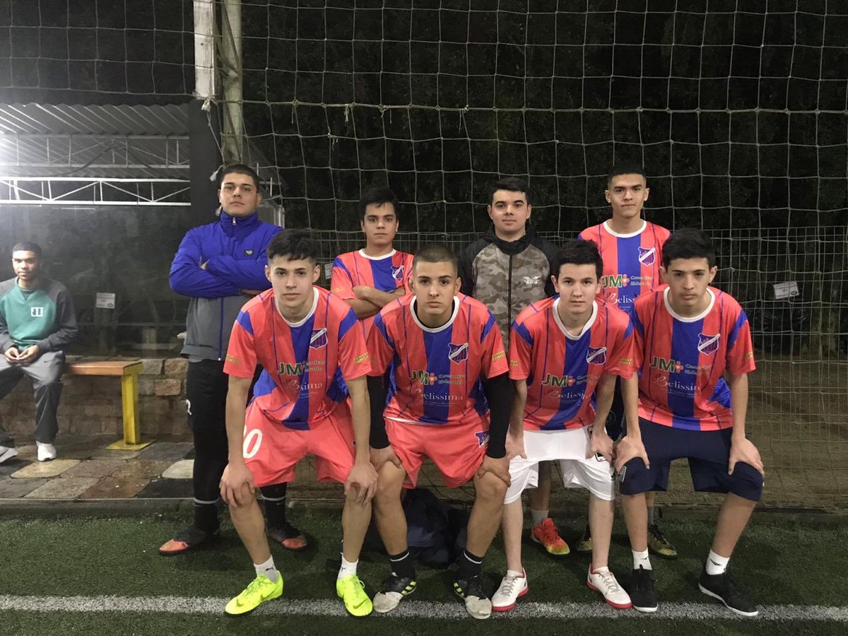 SerEldorado's tweet photo. Boa noite! O S.E.R. voltou com tudo! Após uma parada longa, volta e consegue a segunda vitória no segundo jogo. 3-1 pra cima do Amigos do Chaves. #ÉoSer https://t.co/98BO7CLohH