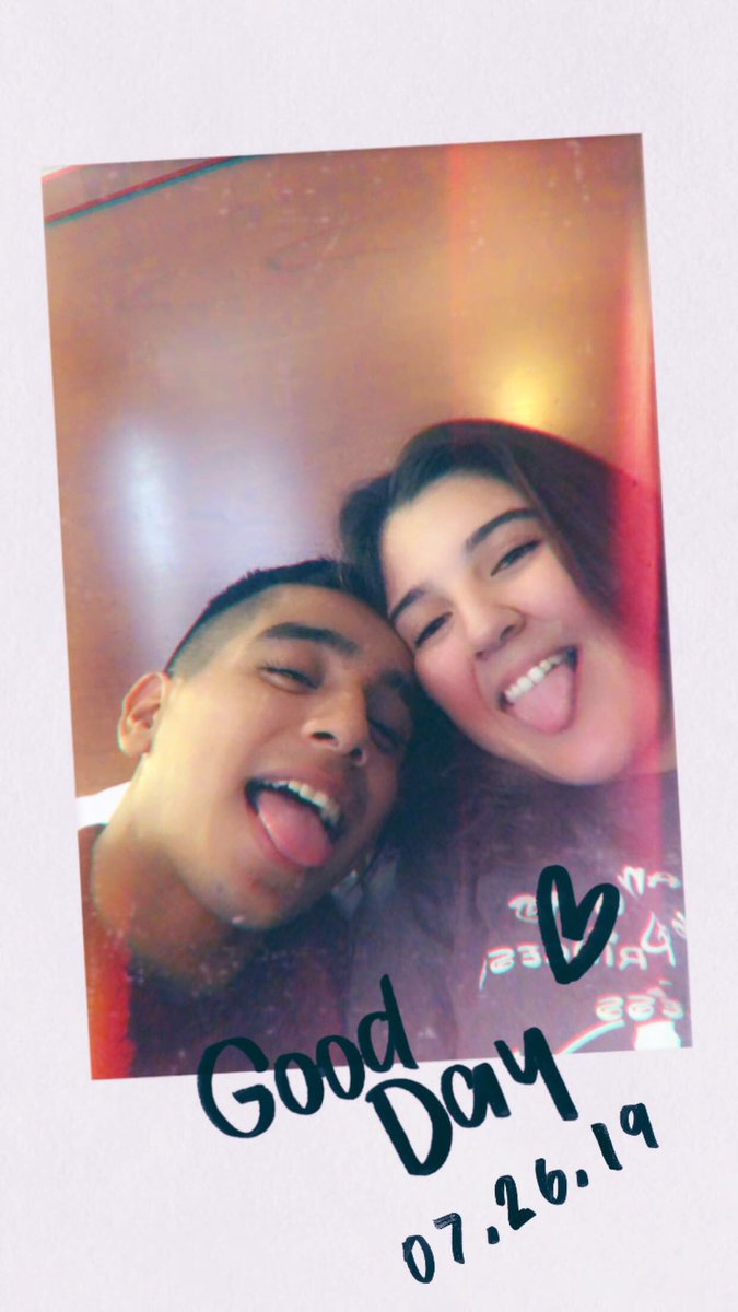 Mirandaa15214's tweet photo. It makes me so happy to have my man back and able to talk on the phone and text now ππ #ChicagoWasAmazing #ImSoProud https://t.co/9OvH09y7Zt