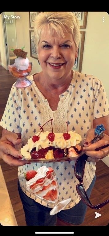 VillaDelSolTG's tweet photo. Our banana split sundae bar was a huge success! Thank you to all who participated! What was your favorite topping? https://t.co/obVH3nX5TD