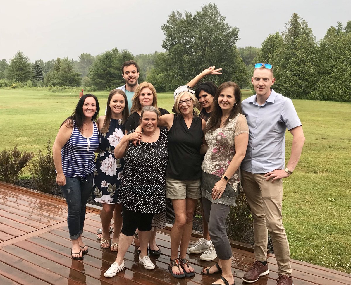 37 years with the bank...WOW! Thank you for everything and HAPPY RETIREMENT Brenda!! You will be missed at our branch!! @ShaunB_TD