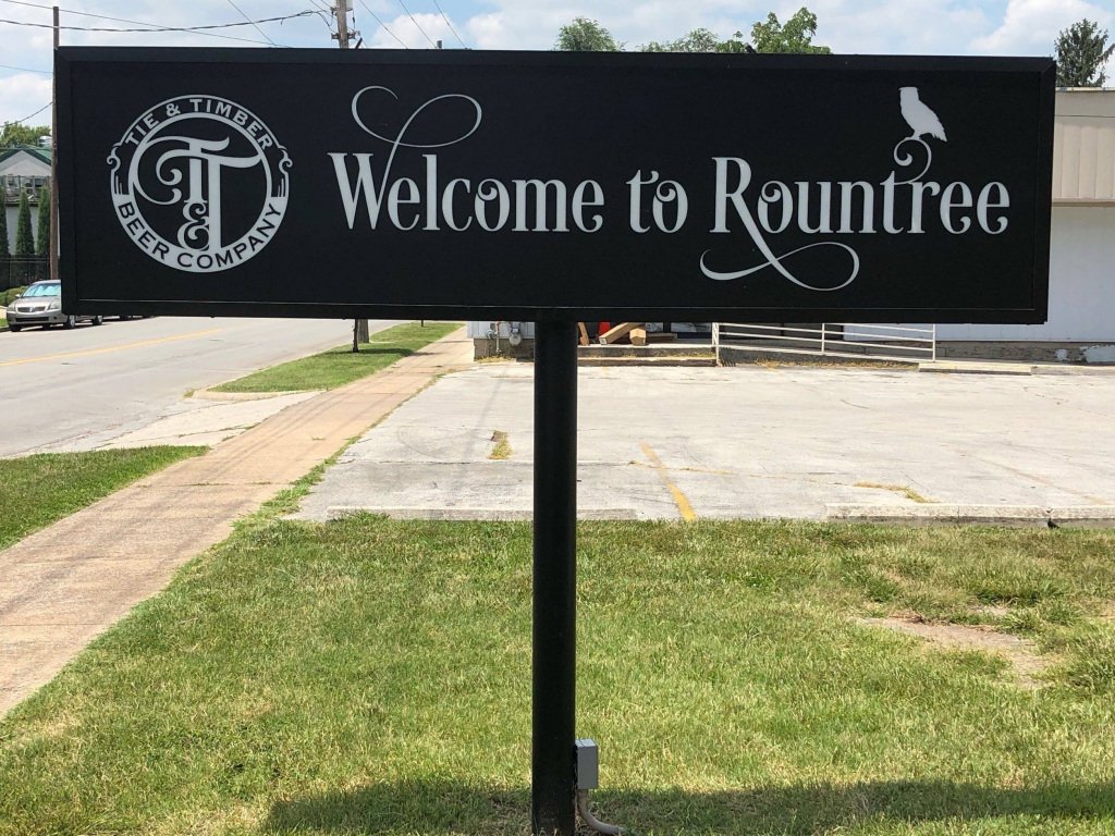 SGF_Localliving's tweet photo. The Rountree Neighborhood is a great place to visit and experience Springfield! https://t.co/lMbWBIWwWE https://t.co/sDX31TrIXr