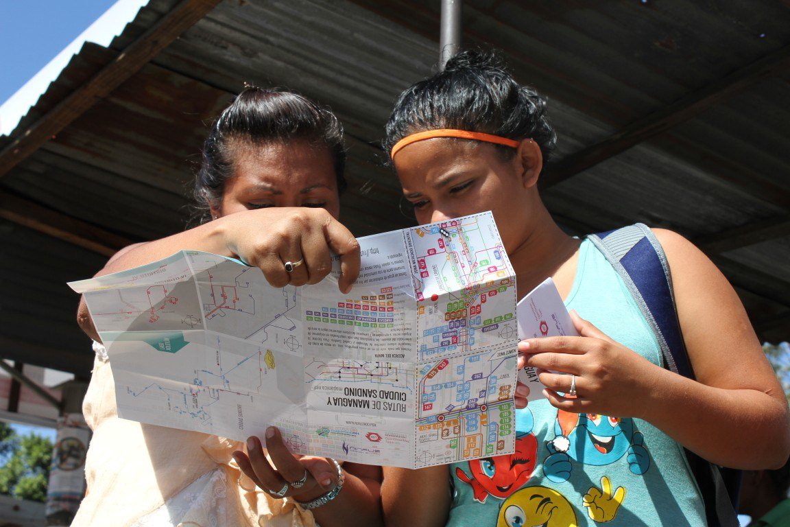 Hace unos años logramos distribuir mapas impresos con las rutas de #Managua y #CiudadSandino. Hoy queremos continuar con esta tarea, actualizando la info del #TransportePublico de #Nicaragua en @OpenStreetMap. ¿Nos ayudas? Contactanos para aprender un nuevo oficio... ;)