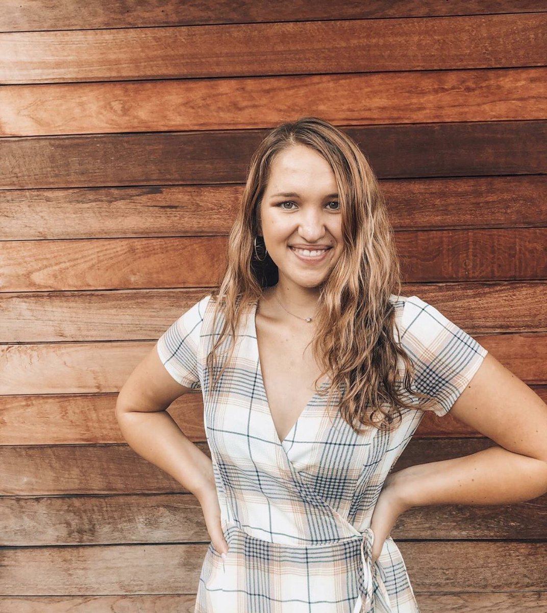 happy birthday to our lovely sister megan!! you are a positive light in our chapter and we wish you the best on your special day 💋✨