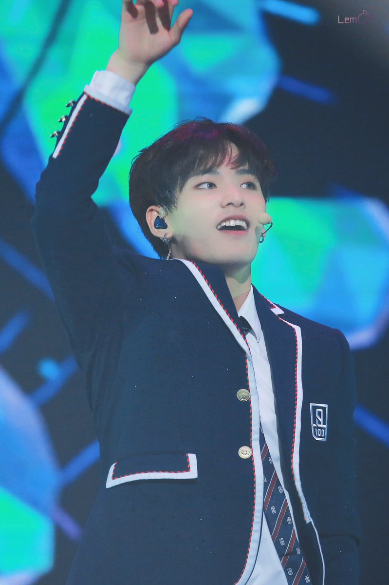 0105_lemon's tweet photo. 20190727 成都FM

#Yaomingming #mingming #姚明明 #요명명 https://t.co/AOt0sbhEuQ