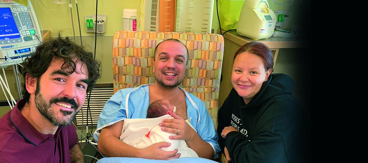 Un jerezano y su marido tienen a su primer hijo, por gestación subrogada, en Canadá ddjerez.info/vnfqs4