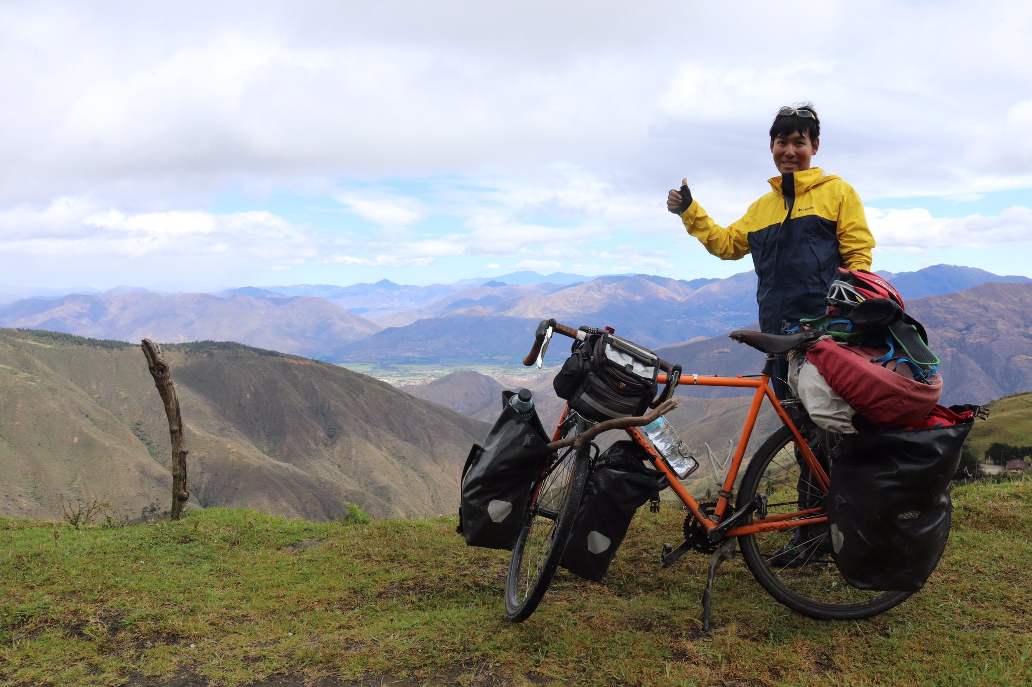 ペルーで邦人男性事故死 自転車で旅行中