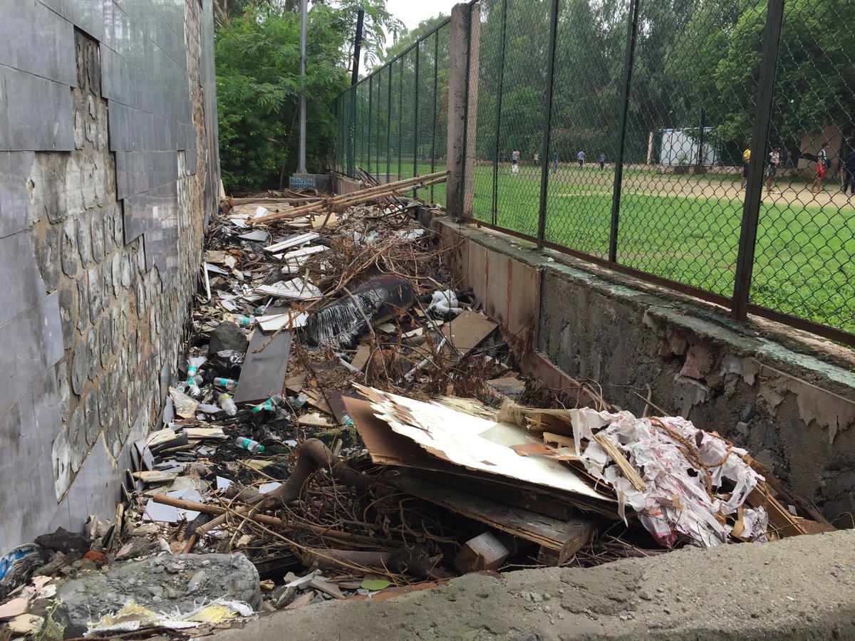 rsuri54's tweet photo. @OfficialSdmc @SDMC_Official @LtGovDelhi can you please help Defence Colony by getting this trash dumped behind Dhalows cleared, as being a major source of vector diseases breeding. #DDSIL has not cleared this for months.
@BhavreenMK https://t.co/XqmKYAjbSC