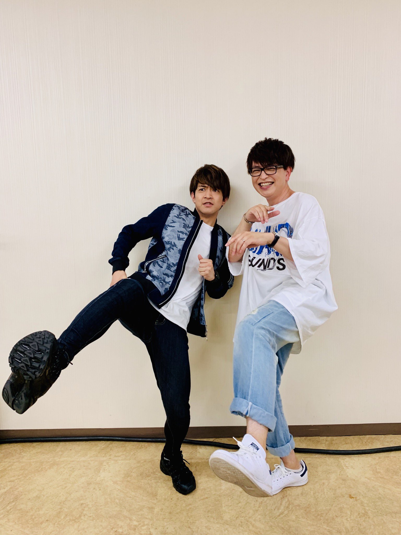 青二プロダクション 公式 緑川光 Wonderfestival19 Summer ワンパンマン ステージ 7月28日 日 開催 幕張メッセ ガロウ役の緑川光が登壇させて頂きました ご来場頂きました皆様 ありがとうございました 写真はジェノス役の石川界人さん