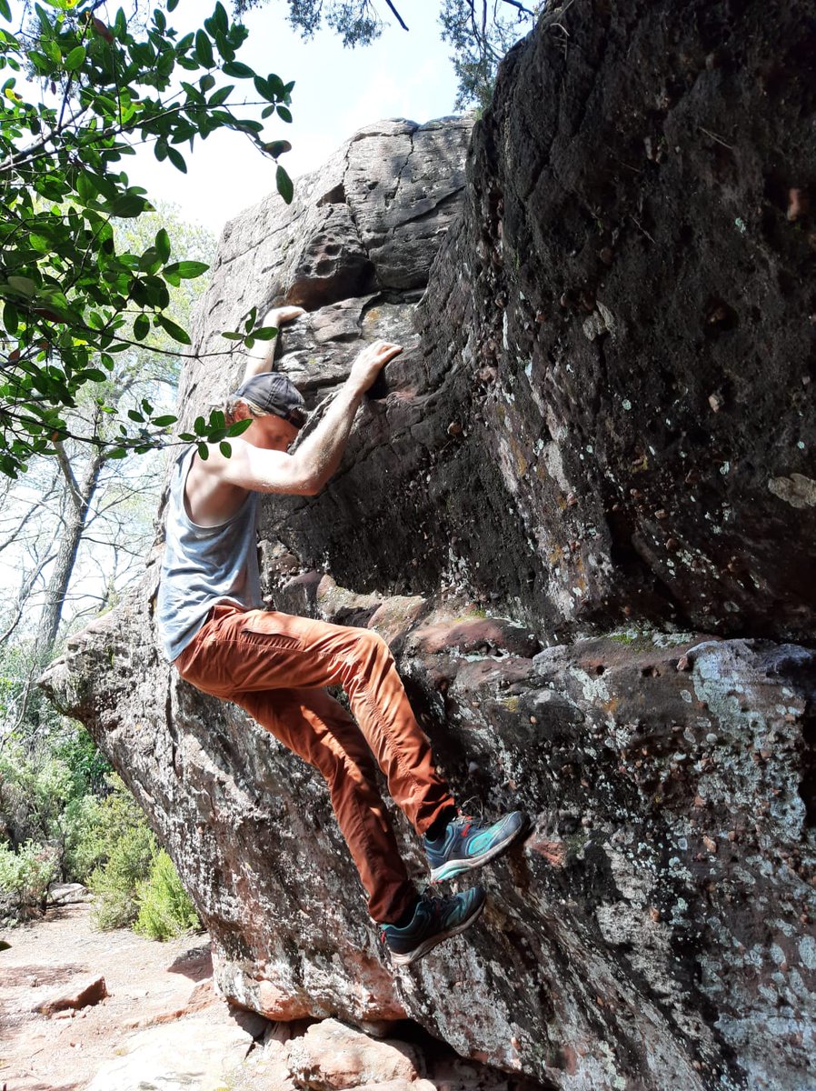 Great photo by Lyes #bouldering #rockclimbing #Catalonia #Catalunya #adventure #climbingismypassion #Barcelona #rock