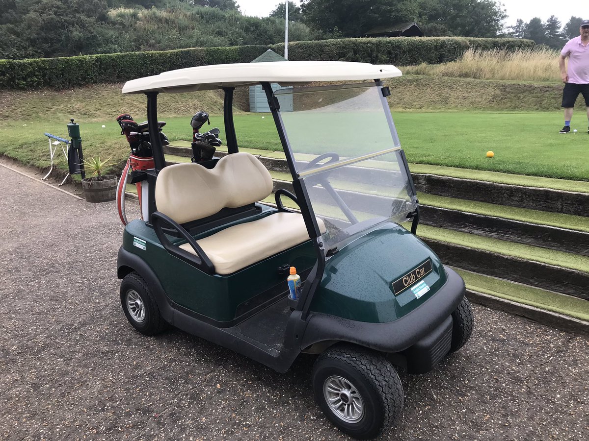 And the Dale Dan Open has started! <a href="/IainDale/">Iain Dale 🏴󠁧󠁢󠁥󠁮󠁧󠁿🇬🇧⚒️</a> <a href="/TheOpen/">The Open</a> #MoreDan