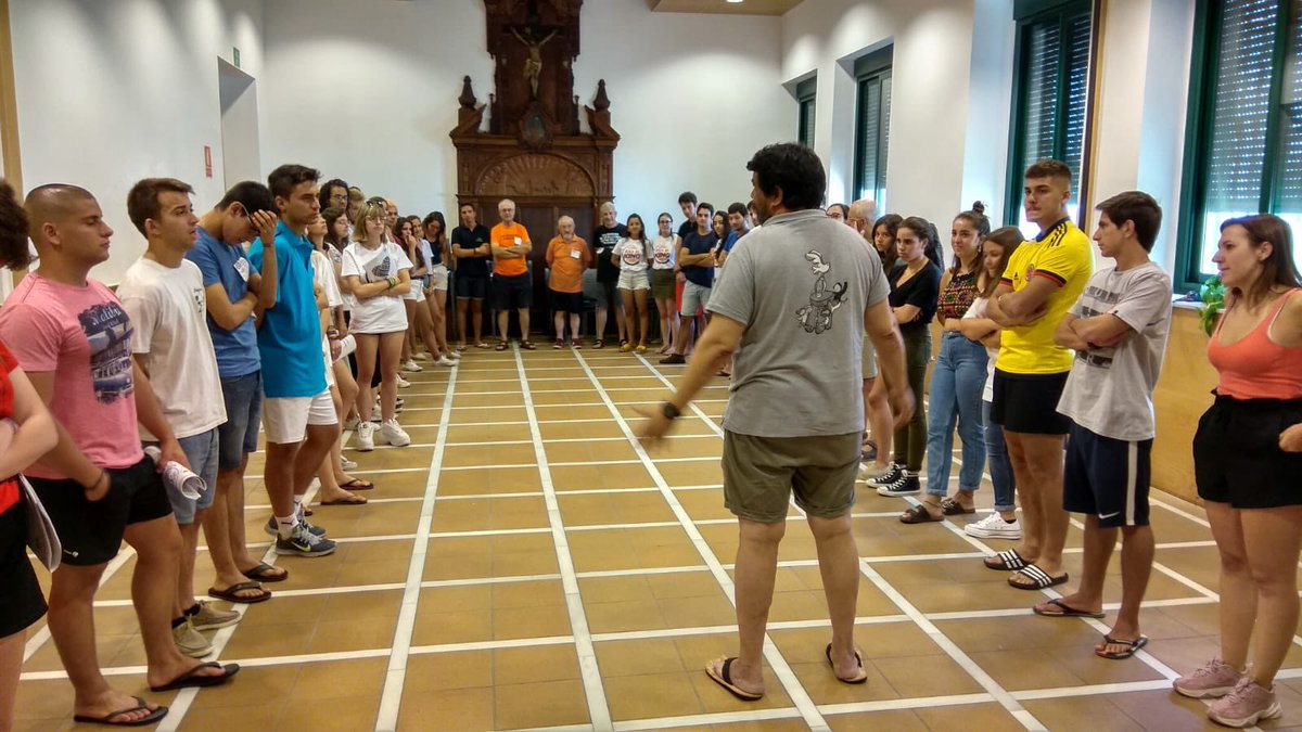 GVXMediterranea's tweet photo. #C2maimon Ayer empezamos a trabajar en la mañana del sabado conociendo como son los jóvenes hoy gracias a Arturo Morales. #veranoGVX2019 https://t.co/AnjwSrb0Lu