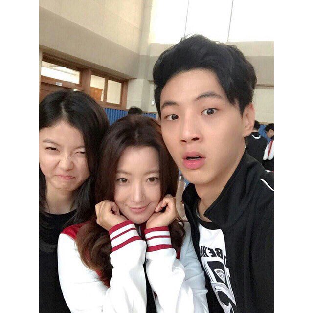 ナギサさん視聴中 日本のドラマもいいよ 夢みるまりんの物語