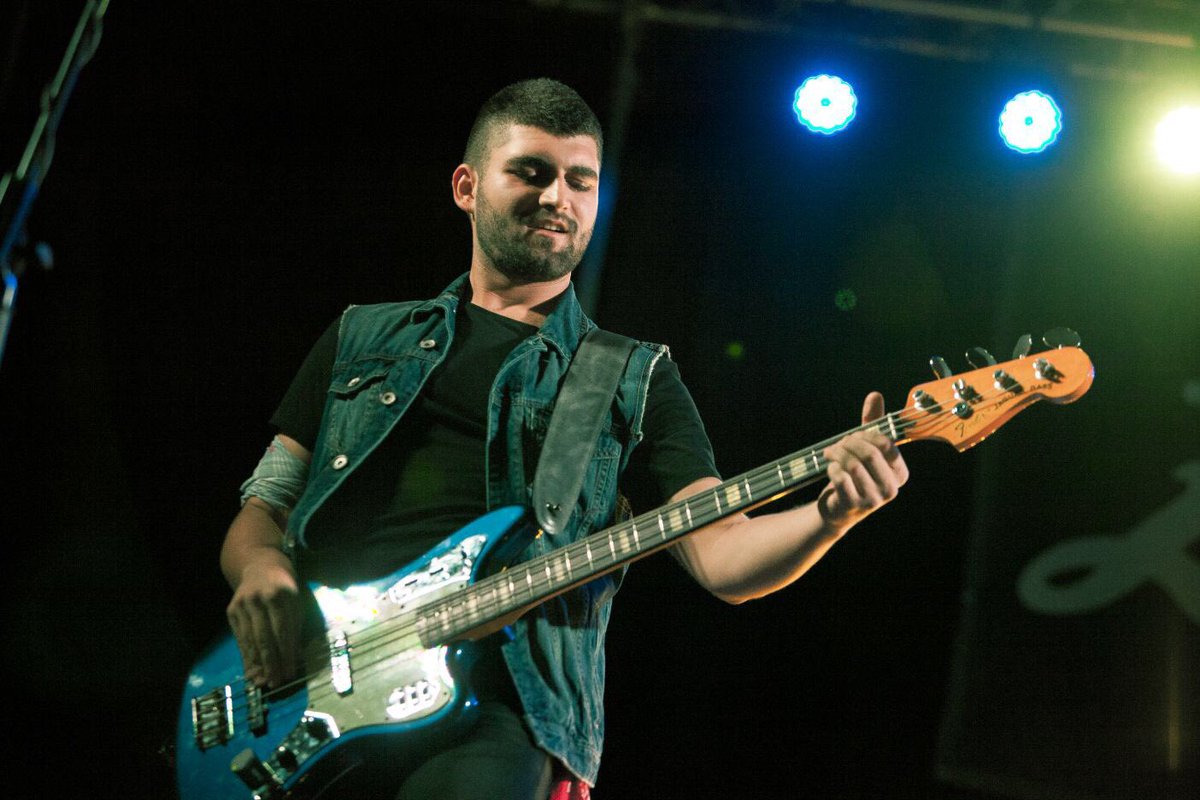 Mr. Bilbao:

Makina lehertu arte...3,2,1🔥👊🏼

Nos vemos en unas horas en <a href="/bayofbiscayfest/">Bay of Biscay Festival</a> 🌊

📍19:30, Lamera