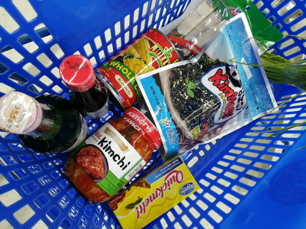 prlscntsapphire's tweet photo. Ingredients for Kimchibapeul piyoseumnida! #KangsKitchen2 https://t.co/Dgwq92mR36