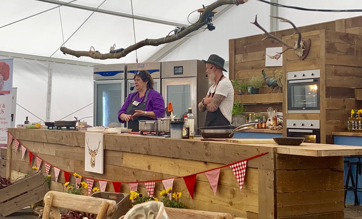 Christopher Burt tweet media