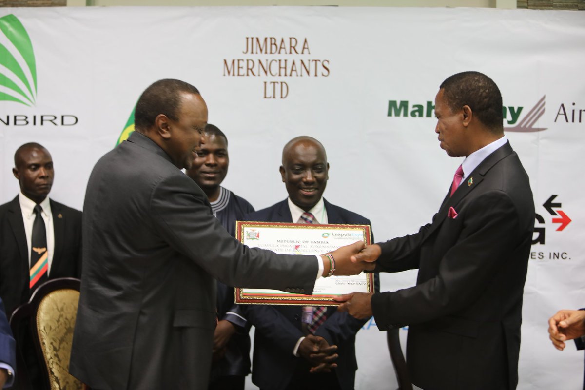 NChilangwa's tweet photo. Luapula was the first Province to host the Luapula Expo under the watch of Republican President His Excellency Dr. Edgar Chagwa Lungu @EdgarCLungu. Thought it wise to award the President with a certificate of excellence. Thanks to President Uhuru Kenyatta https://t.co/eZRb3dR5wL