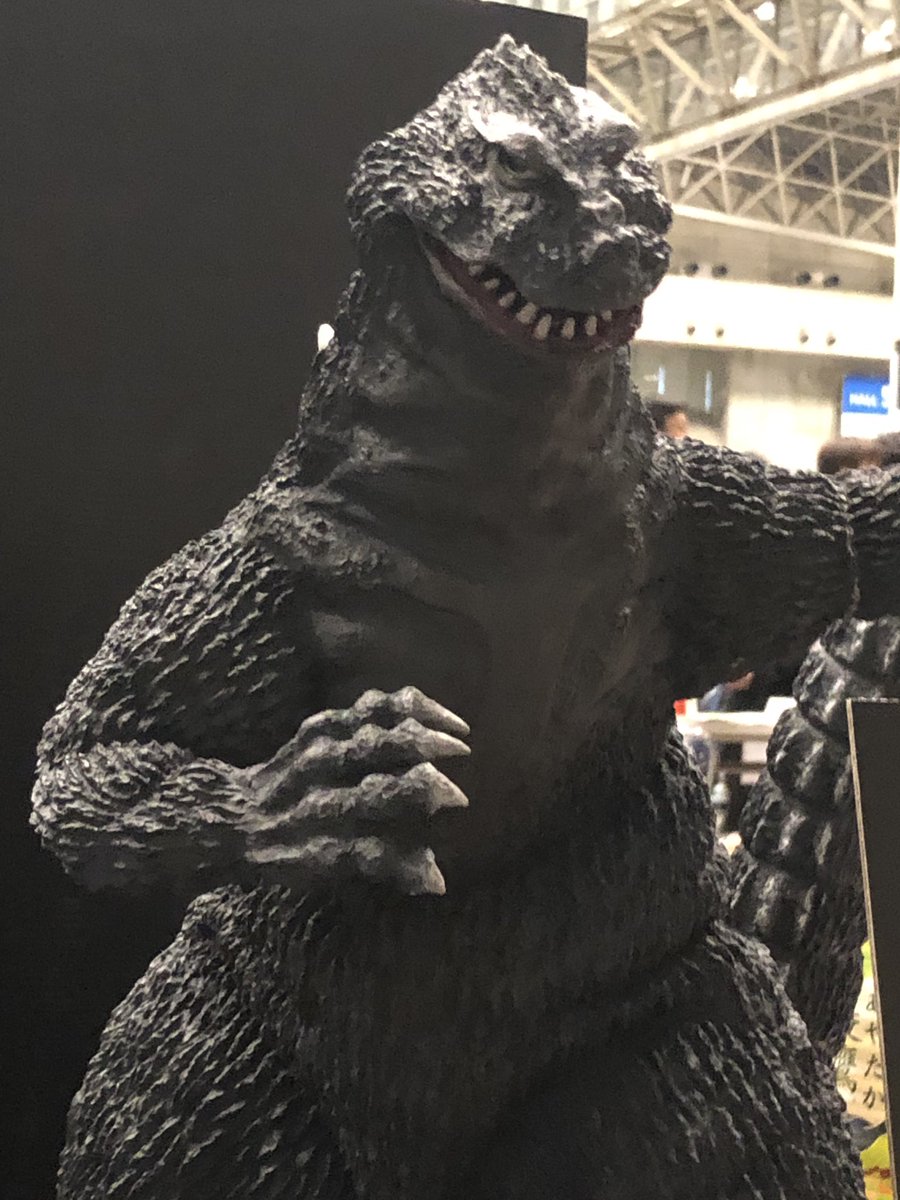 浅井造型さんのブース。 え？NATOキンゴジ再販すんの？？ うわー欲しい…