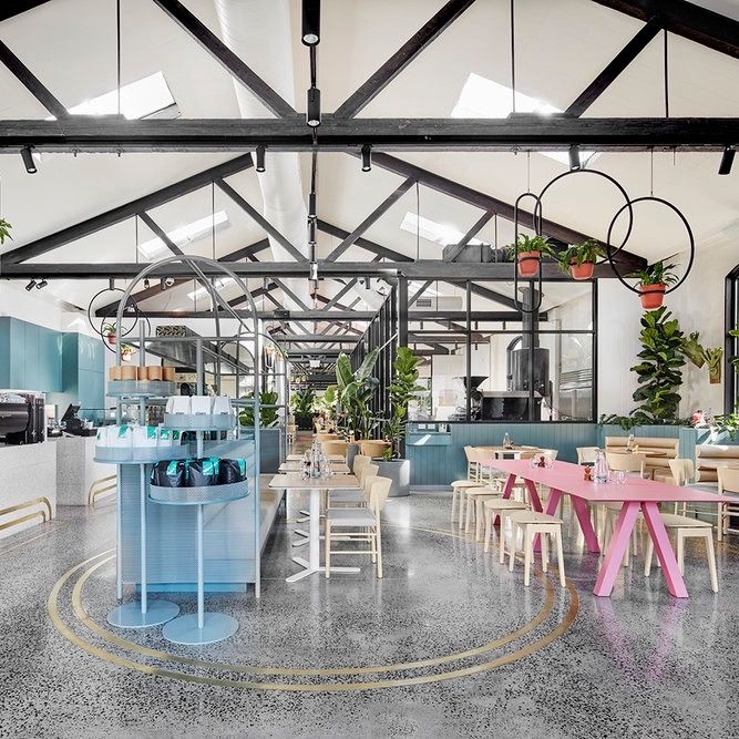 LightFixation's tweet image. It's so miserable outside, we've been thinking of where in the world we might like to have a coffee on this slightly dank Sunday morning, and think @Au79 in Melbourne would be the perfect place! #wishwewerethere !