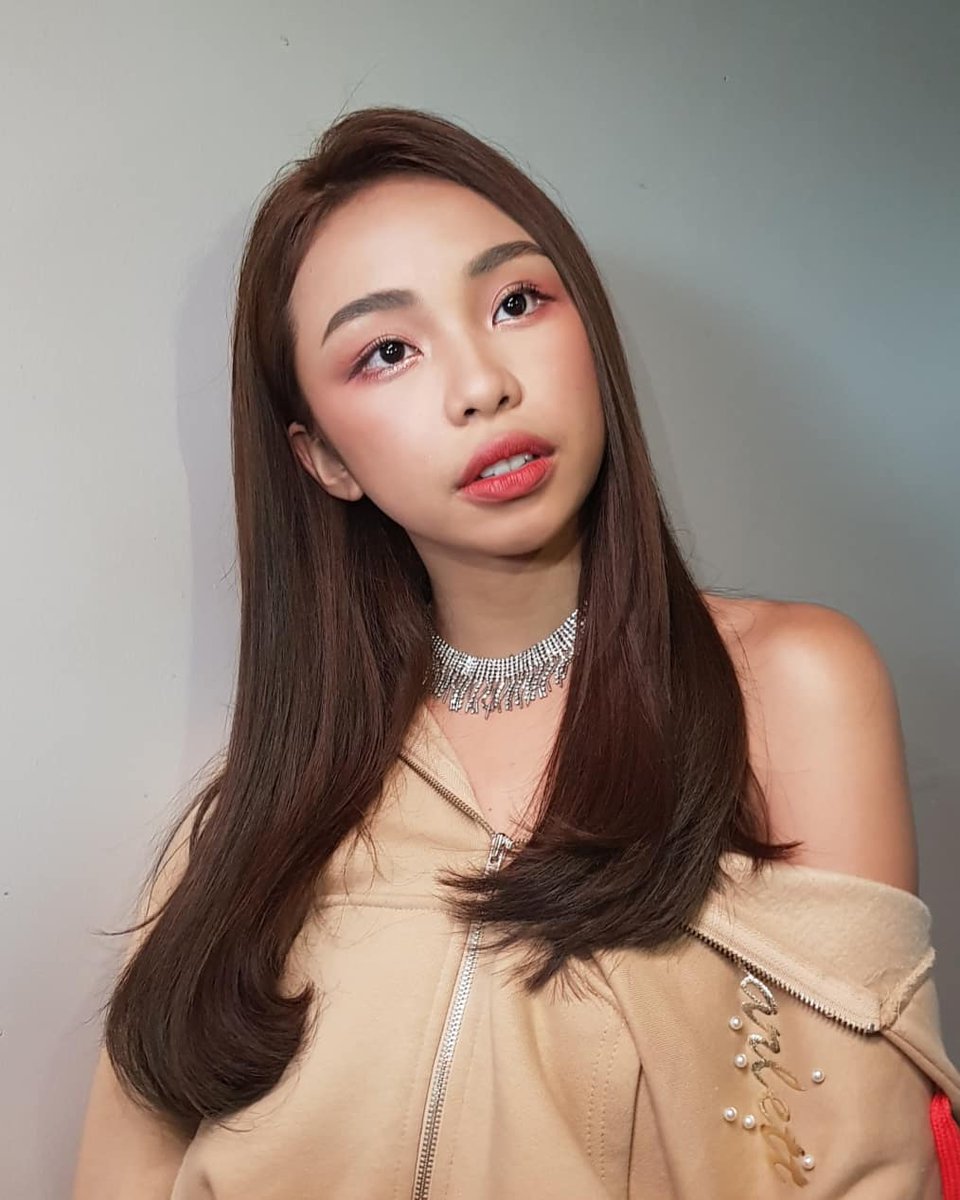 jayweehair's tweet photo. KORYANA REALNEZZZ 🇰🇷 @maymayentrata07 

makeup @owensarmiento 
#hairbyjaywee using @ColorWowHair &amp; @ghd ♡ https://t.co/yvJzsZYo1e