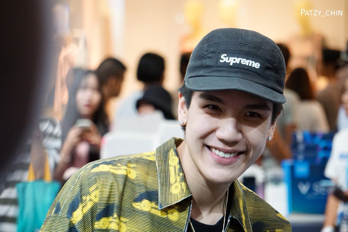 IampatChin's tweet photo. มิวมาแล้ว ~~

😊
#meyou
#Vivo
#FutureParkDigitalExpo https://t.co/VGW1G1XkG2