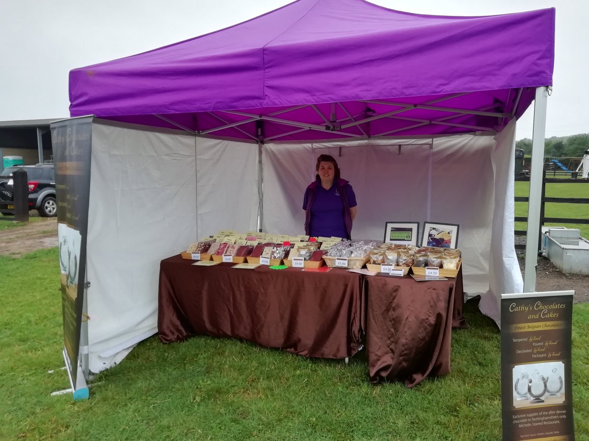 Set up for the Cottesmore Open Day.  Even managed to sneak a quick pony cuddle with a lovely baby.
#artisan #handmade #handtempered #chocolate #local #buylocal #glutenfree #nutfree #vegan #nopalmoil #newarkontrent  #rutland #openday #rural #rurallife #smallandsuperchargedsunday
