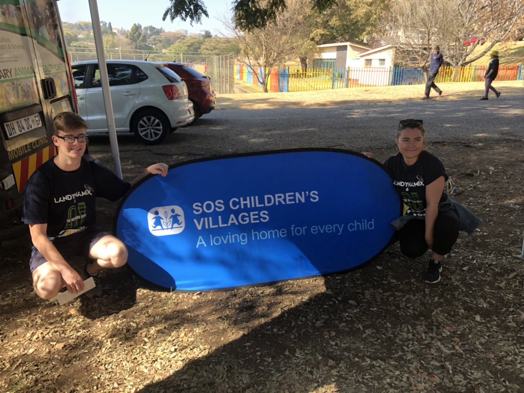 soscv_sa's tweet photo. Friends of SOS #TeamSOSSA #MTN702WALK https://t.co/RHYi3niPWE